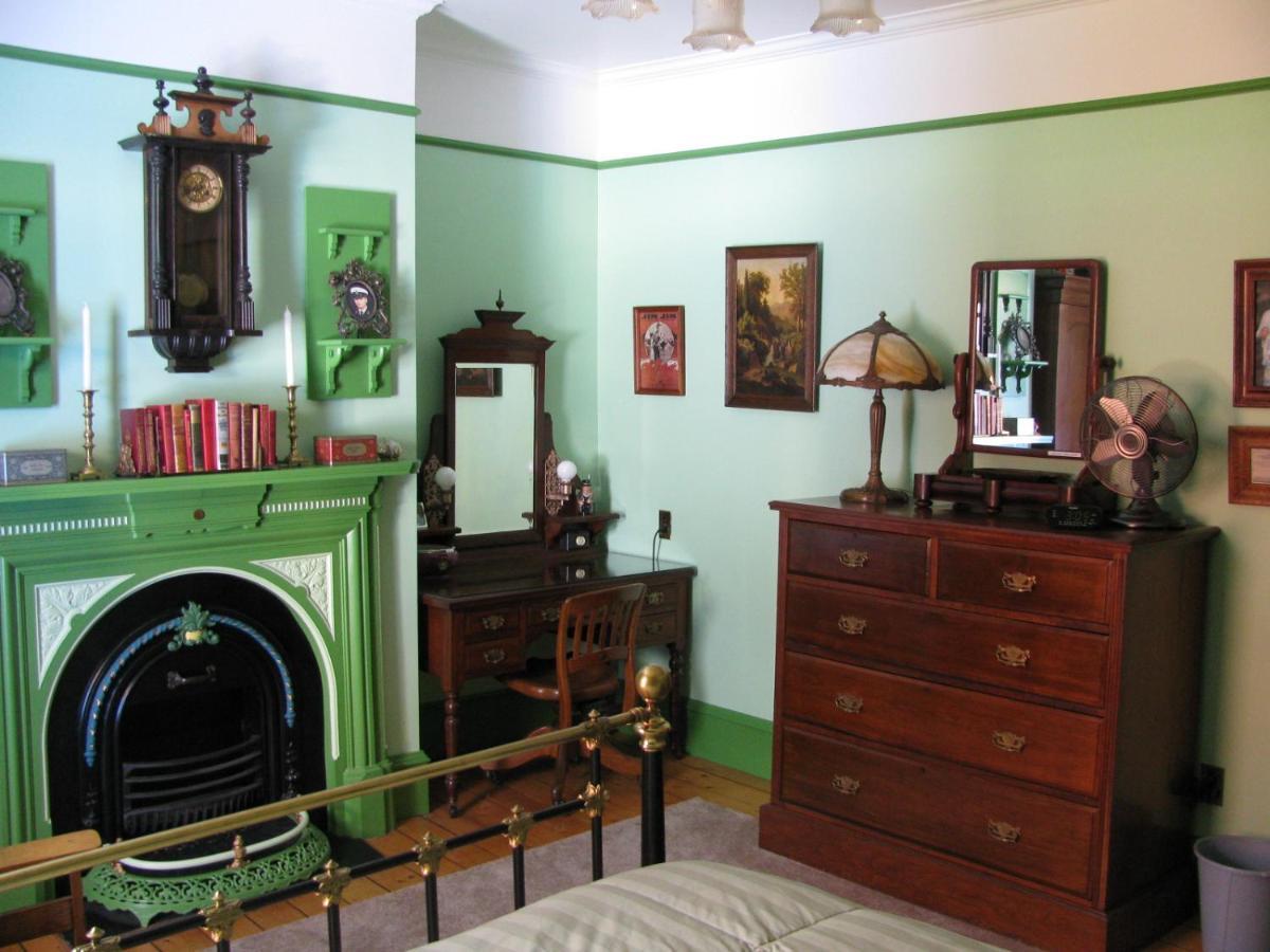 Gower Manor Historic Bed & Breakfast St. John's Exteriör bild