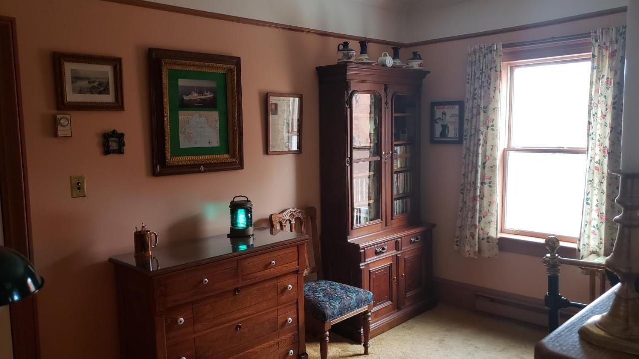 Gower Manor Historic Bed & Breakfast St. John's Exteriör bild